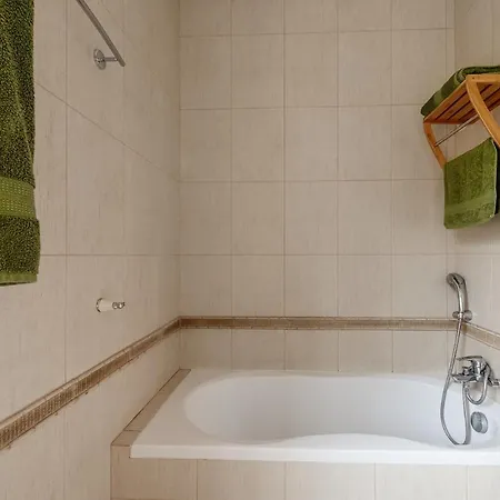 Apartment Garden Ii Gostynin